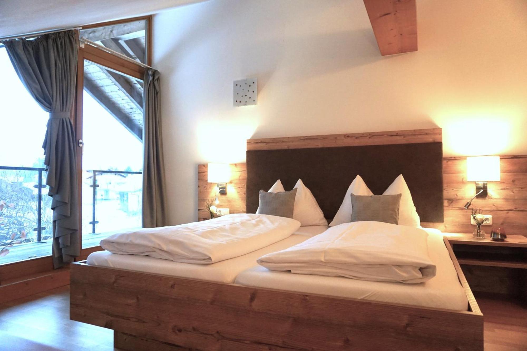Landhotel Und Gasthof Kirchberger Wildsteig Chambre photo
